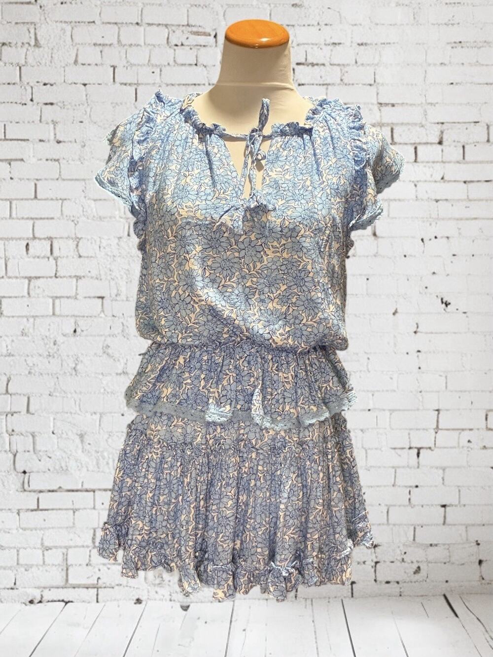 We’re All The Pretty Girls Mini Ruffle Tiered in Blue Fern Print- Size Large